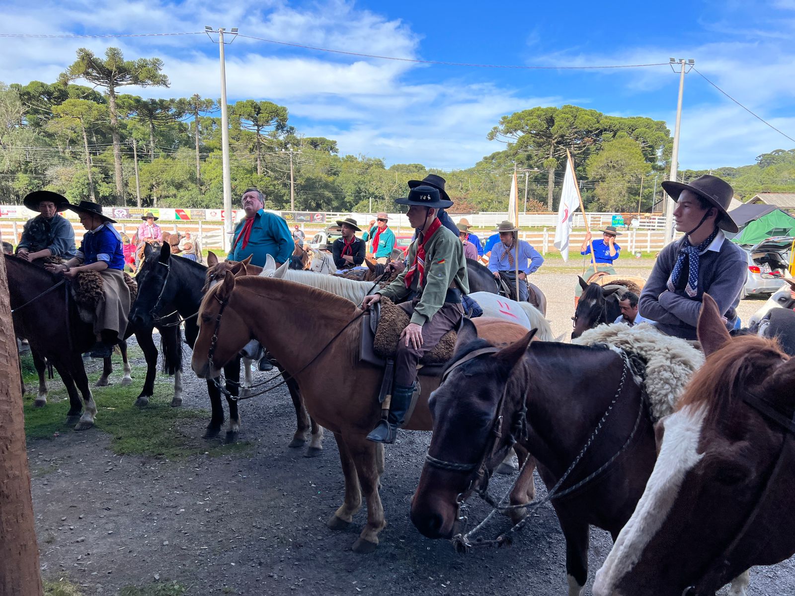 Cavalgada da Serra leva tradição a Gramado