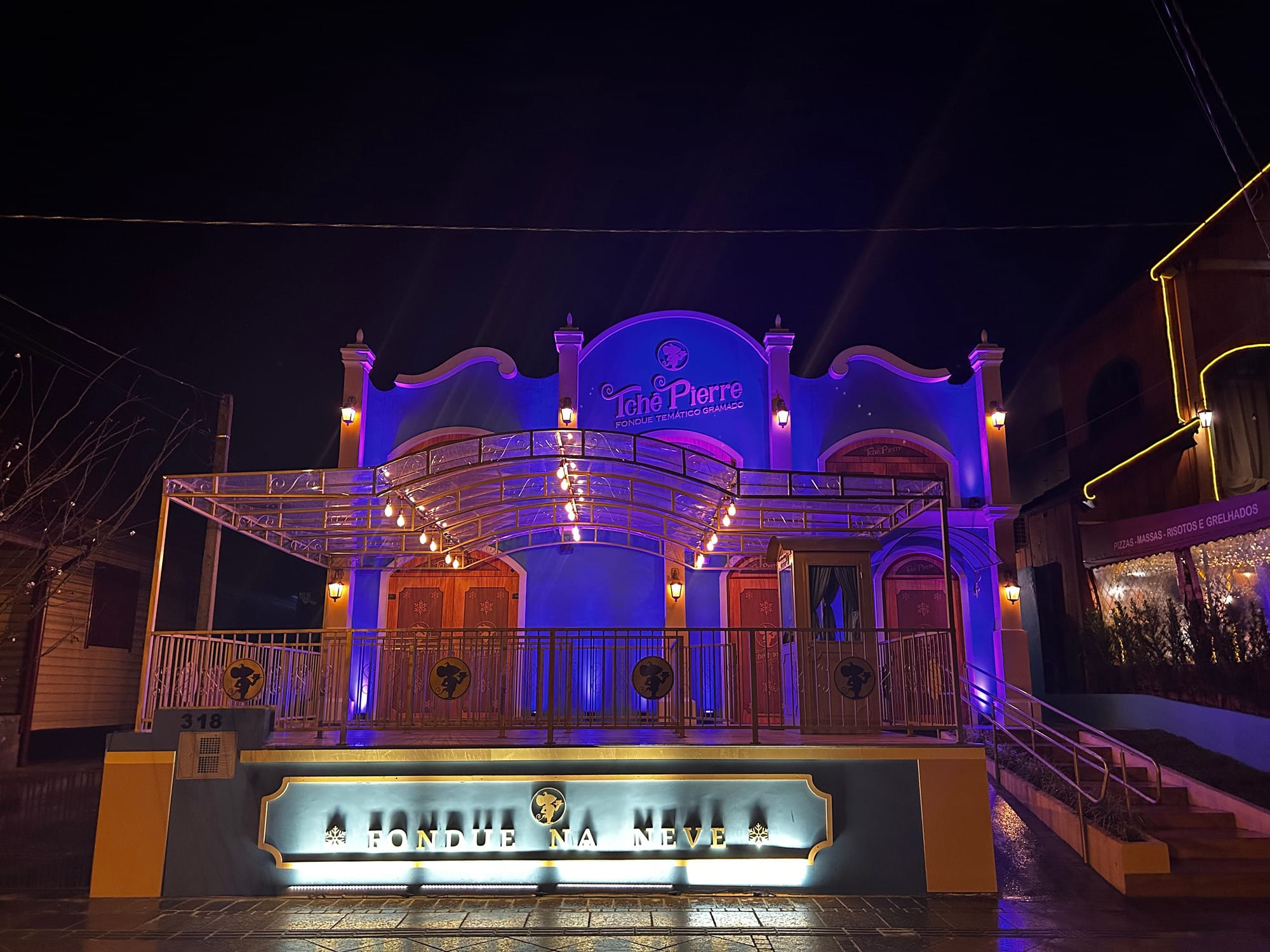 Rodízio de fondue temático com neve é a nova atração em Gramado