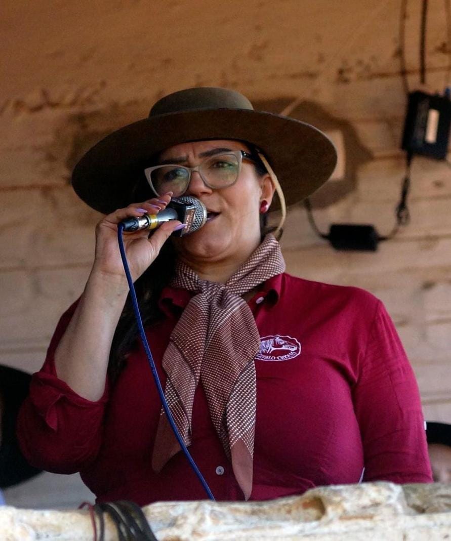 Na coluna social desta semana: a narradora de Rodeios Vivi Kremer