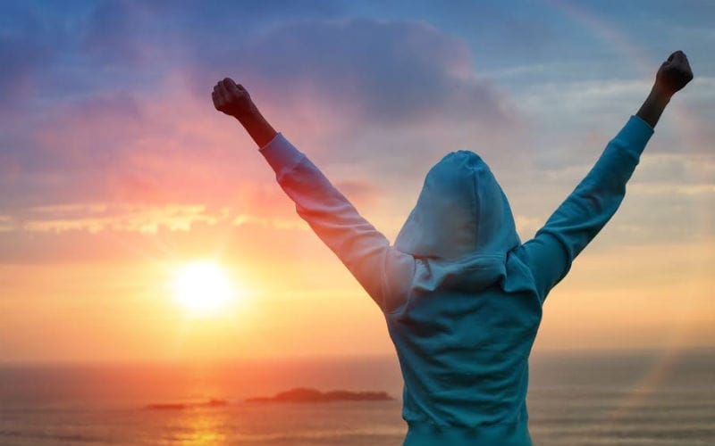 O tempo é um aliado na cura emocional, mas não é o suficiente