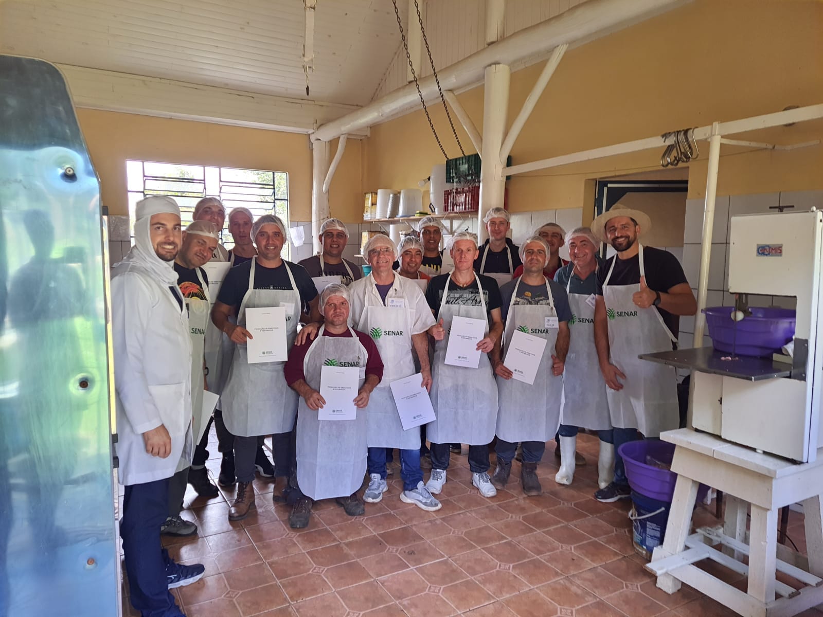 Produtores de Gramado participam de Curso sobre Embutidos e Defumados