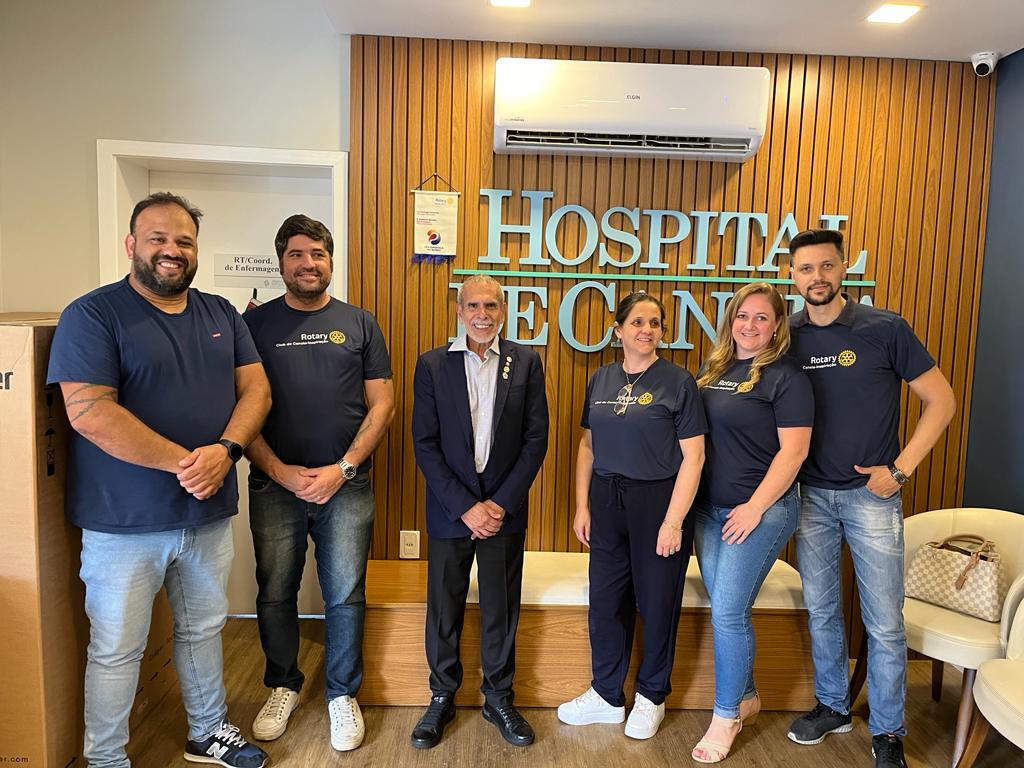 Rotary Club de CanelaInspiração doa Carro de Anestesia Cirúrgico para