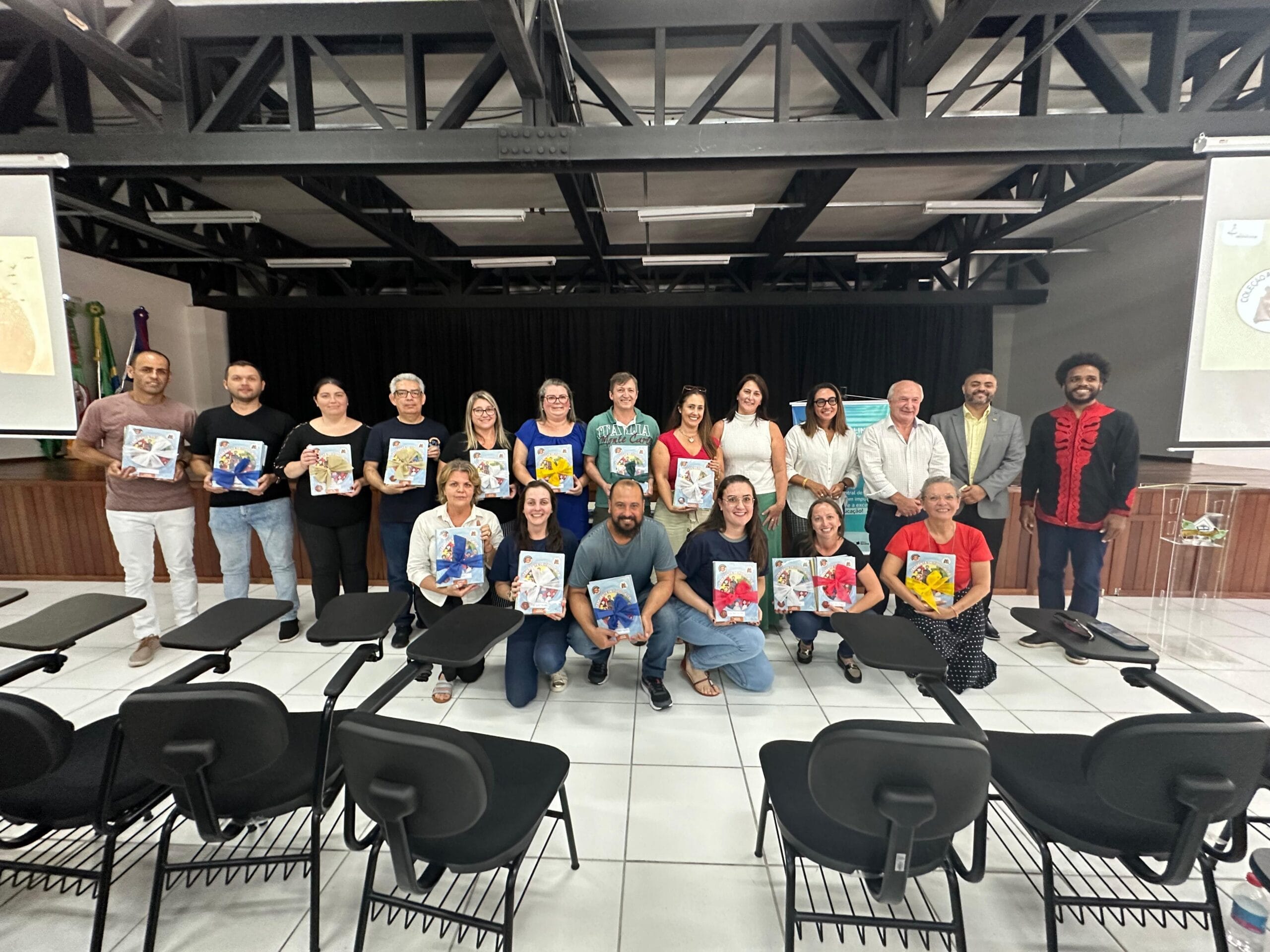 Lançamento do projeto afroletramento para professores dos anos iniciais do ensino fundamental da rede municipal