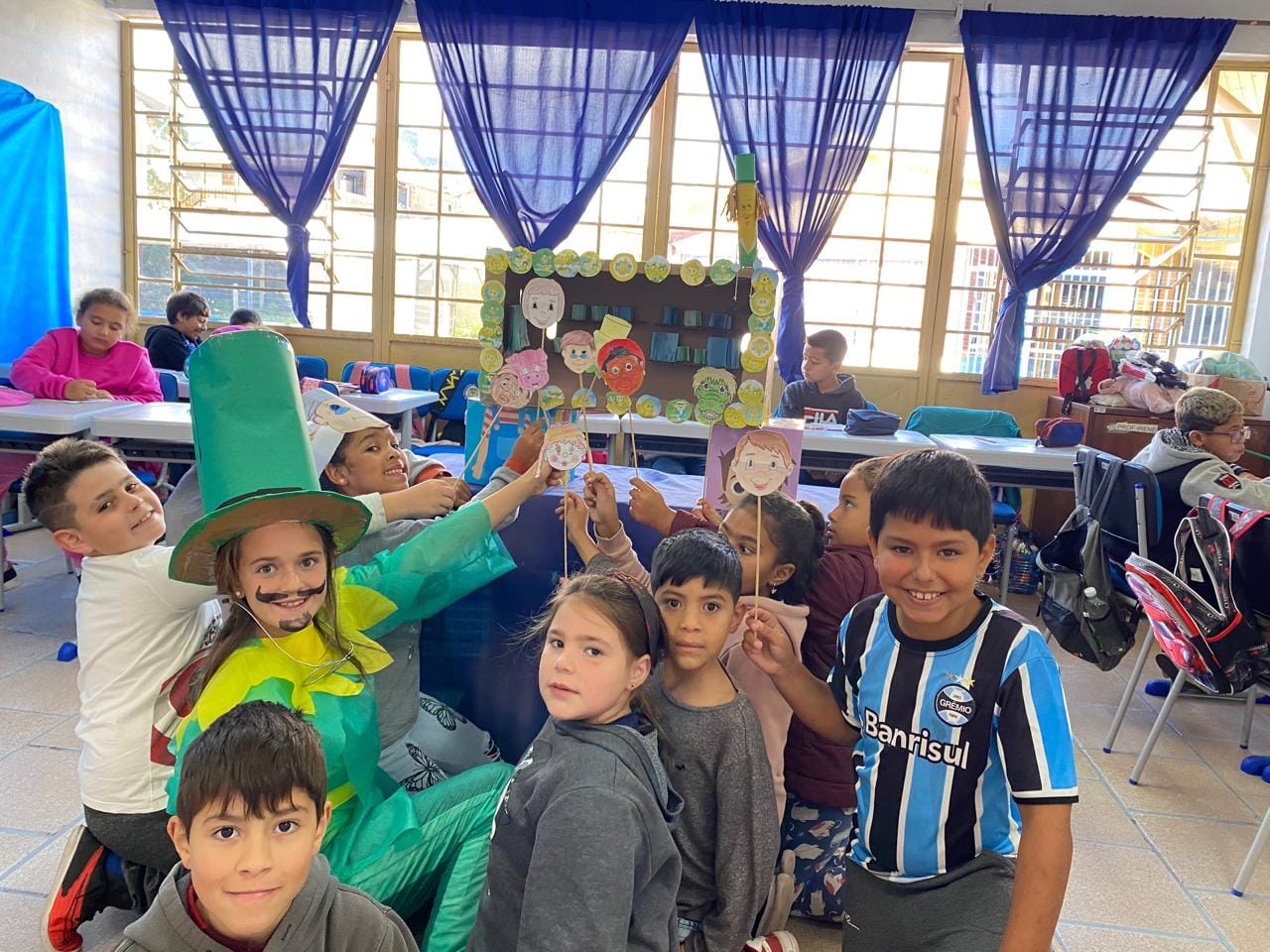 Alunos celebram o Dia Nacional do Livro Infantil com exposição inspiradora do Sítio do Pica Pau Amarelo