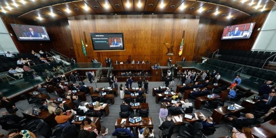 Assembleia do RS votará reajuste de 6,27% no piso do magistério estadual