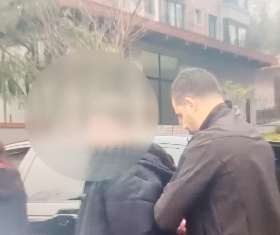 Polícia Civil de Canela Prende Blogueiro por Fraudes e Descumprimento Judicial Após Perseguição em Gramado