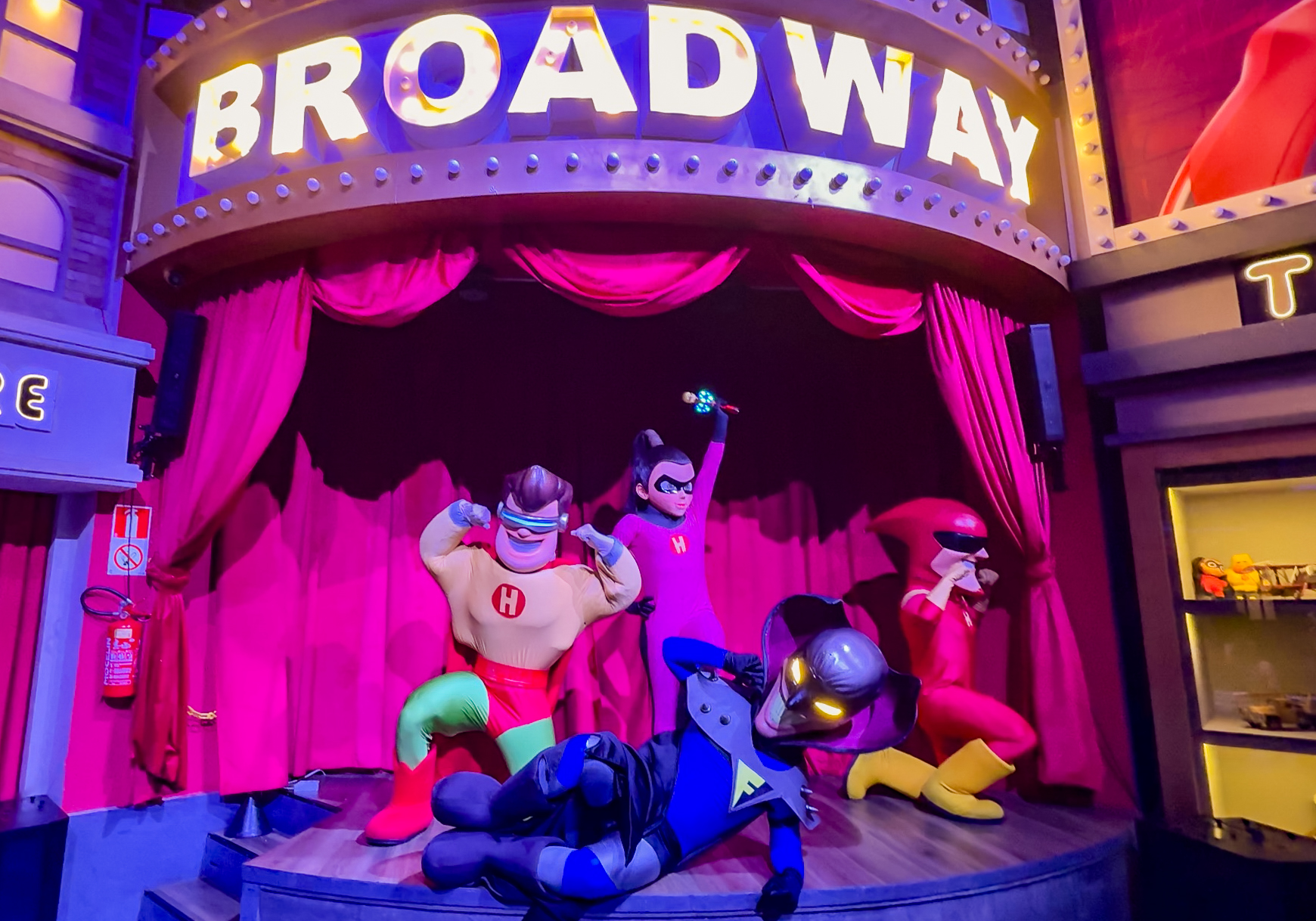 Heróis da Pizza ativa campanha de férias em Gramado com atrações para toda a família