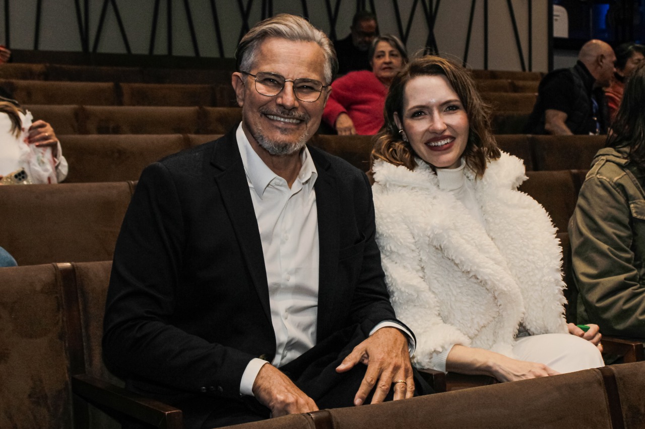 Edson Celulari apresenta Área de Risco no Teatro Elisabeth Rosenfeld
