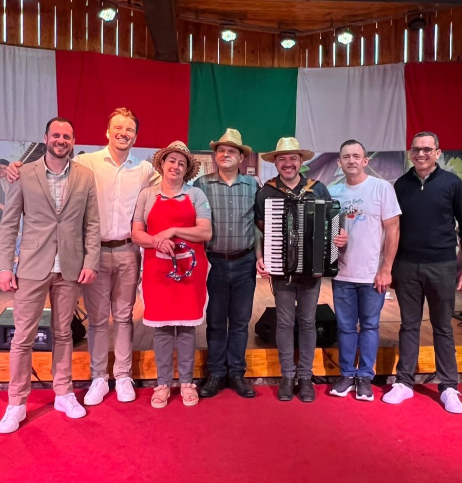 Na social: A equipe responsável pelo Roteiro Turístico da Linha Bella em Gramado