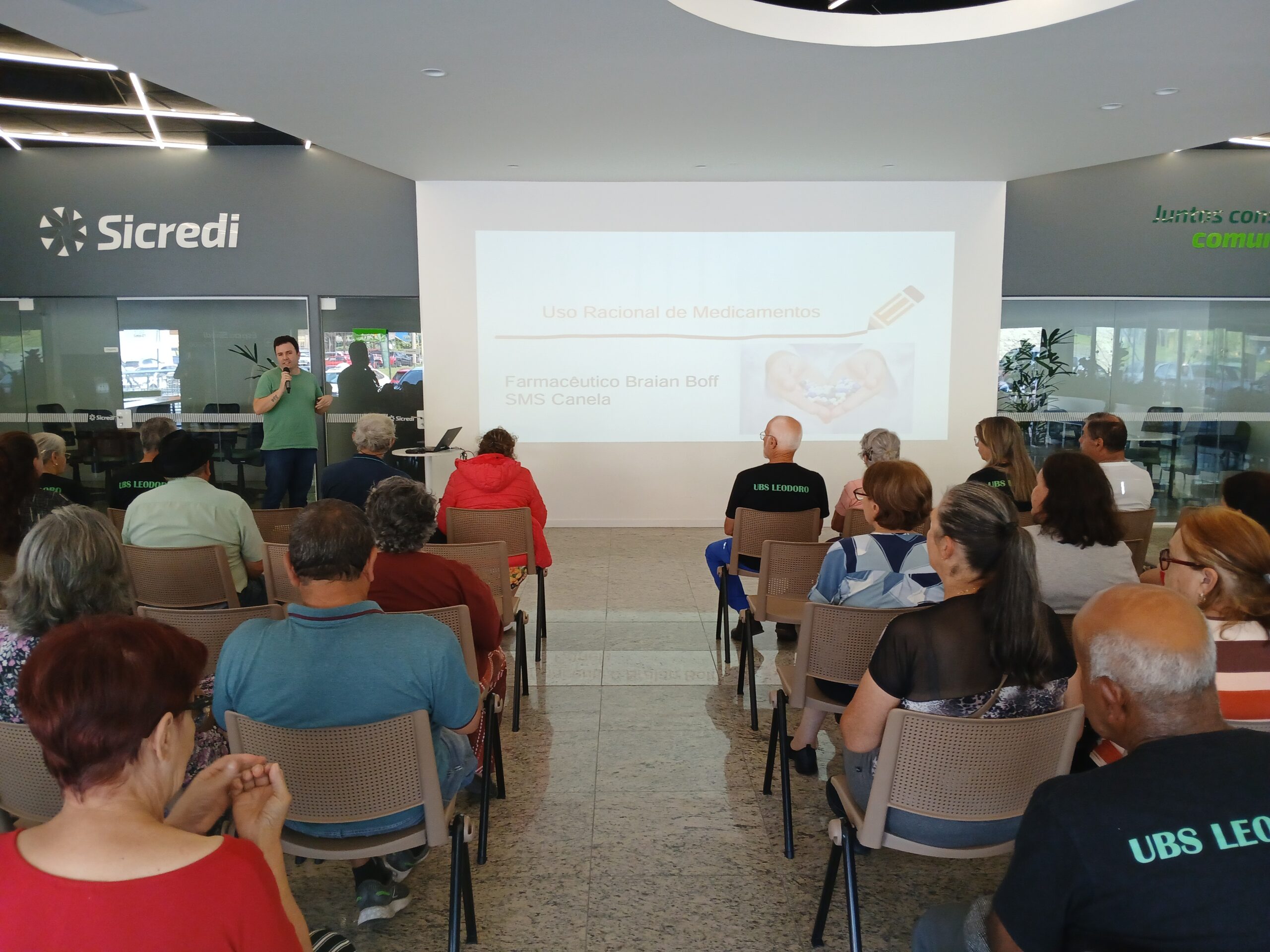 Palestra sobre uso correto de medicamentos abre o programa “Drops Saúde”