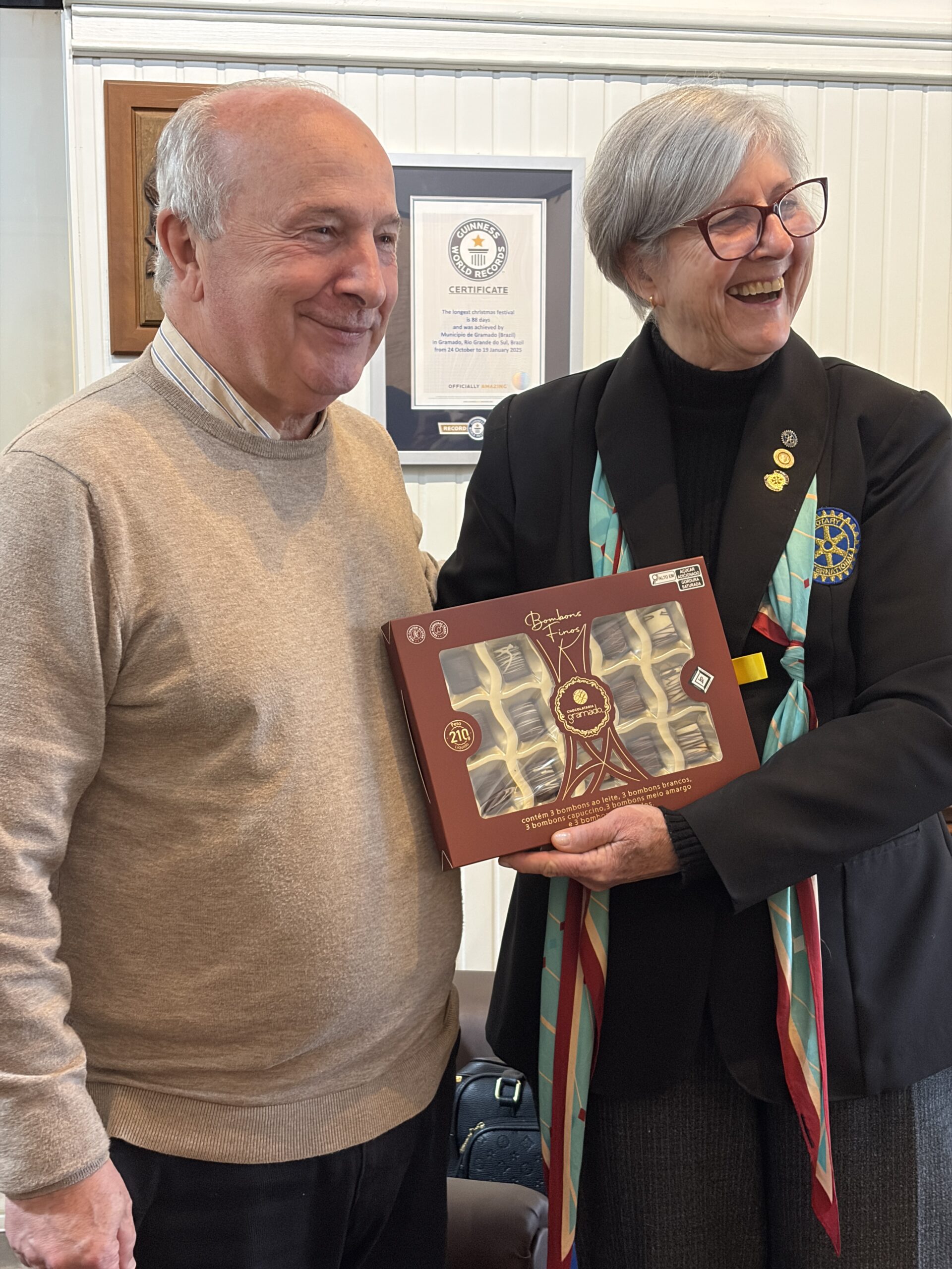 Vice-prefeito Luia Barbacovi recebe governadoria do Rotary Internacional para reforçar parcerias comunitárias